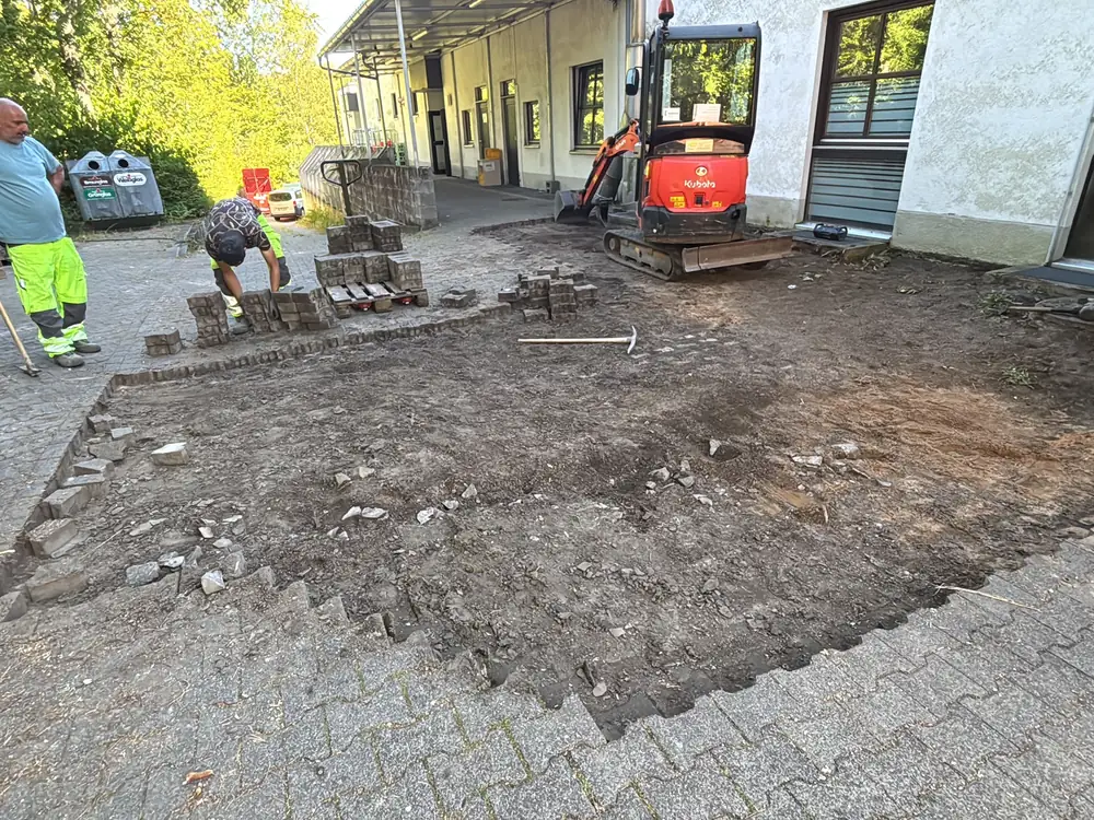 Pflasterfläche im Wiederaufbau — Bernkastel-Kues
